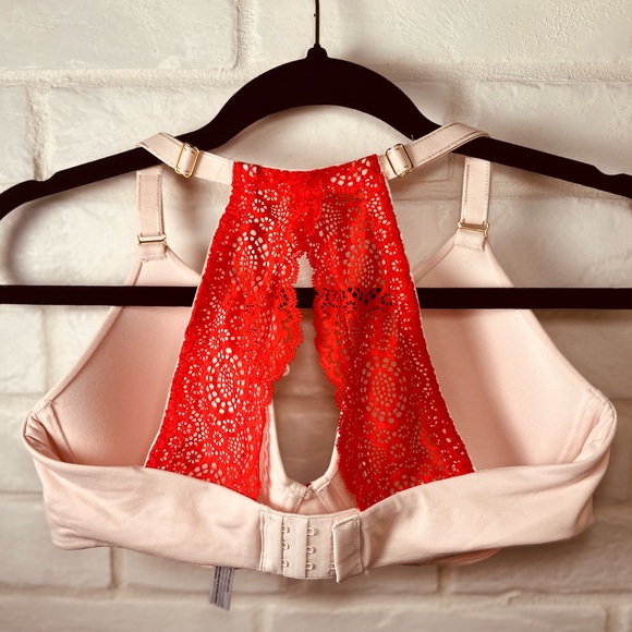 NWT Soma Embraceable Geo Lace
Racerback Underwire Bra 34 DD Porcelain #0632 - Picture 2 of 12